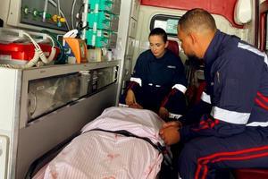 Ambulância para remoção